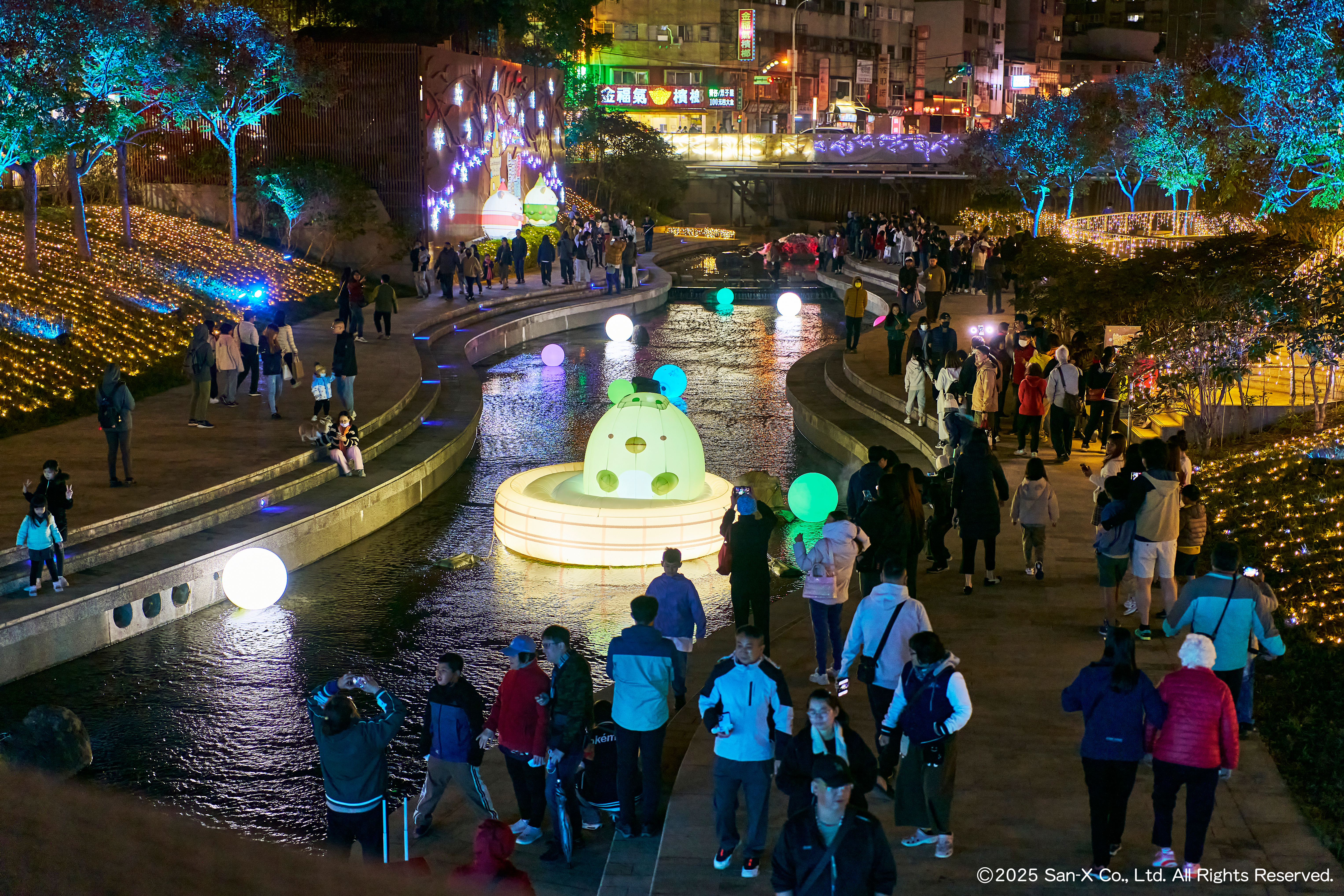 台中耶誕嘉年華-柳川-來企泡湯.jpg
