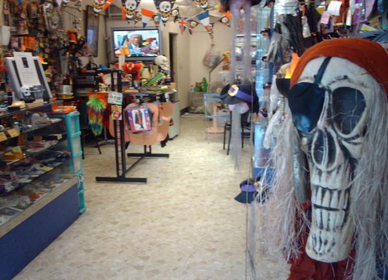 台中一中魔術用品整人玩具店